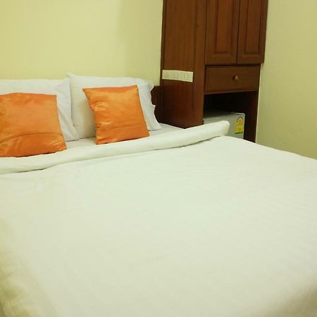 Hotel De Coo Chiang Mai Exteriör bild