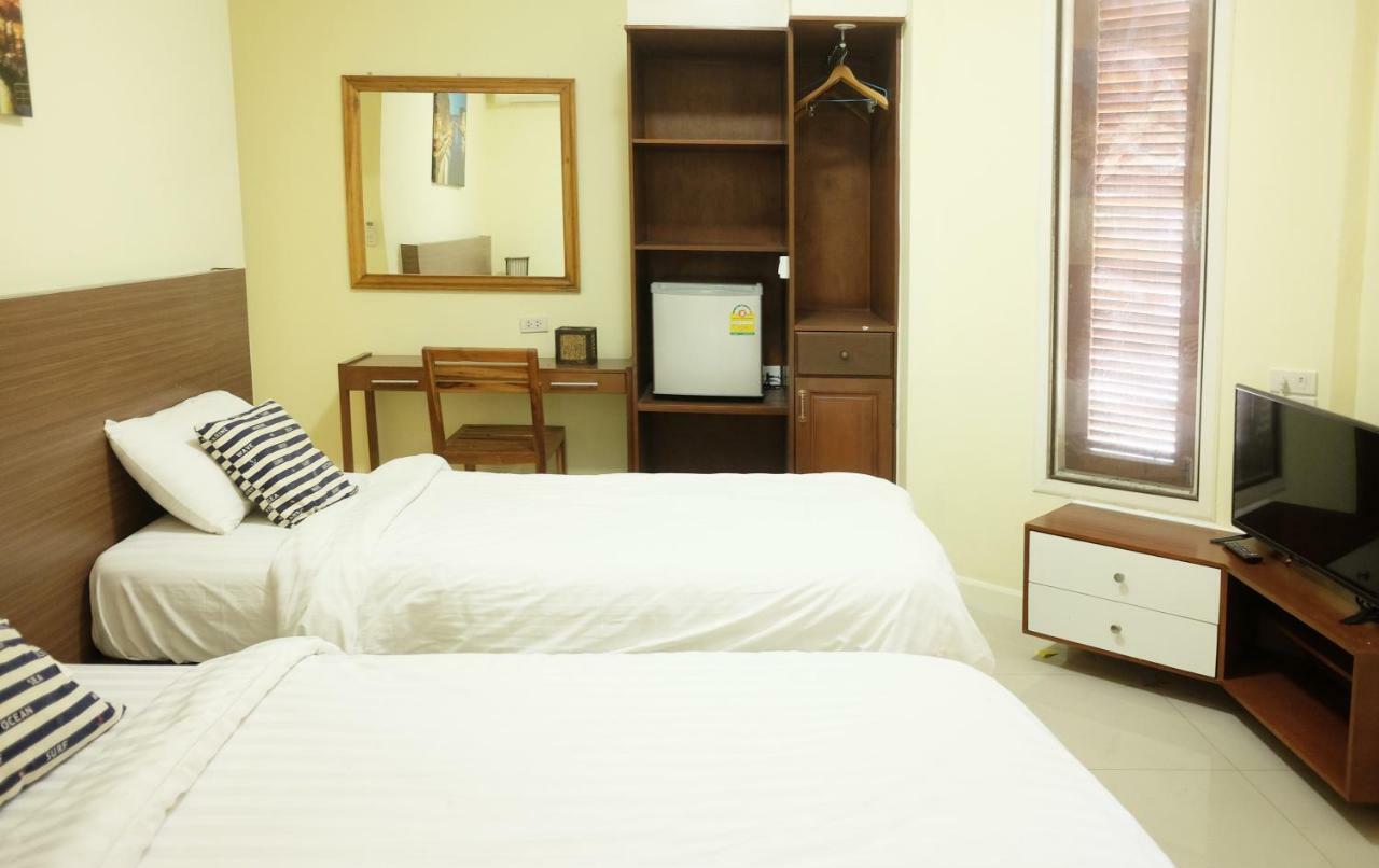 Hotel De Coo Chiang Mai Exteriör bild