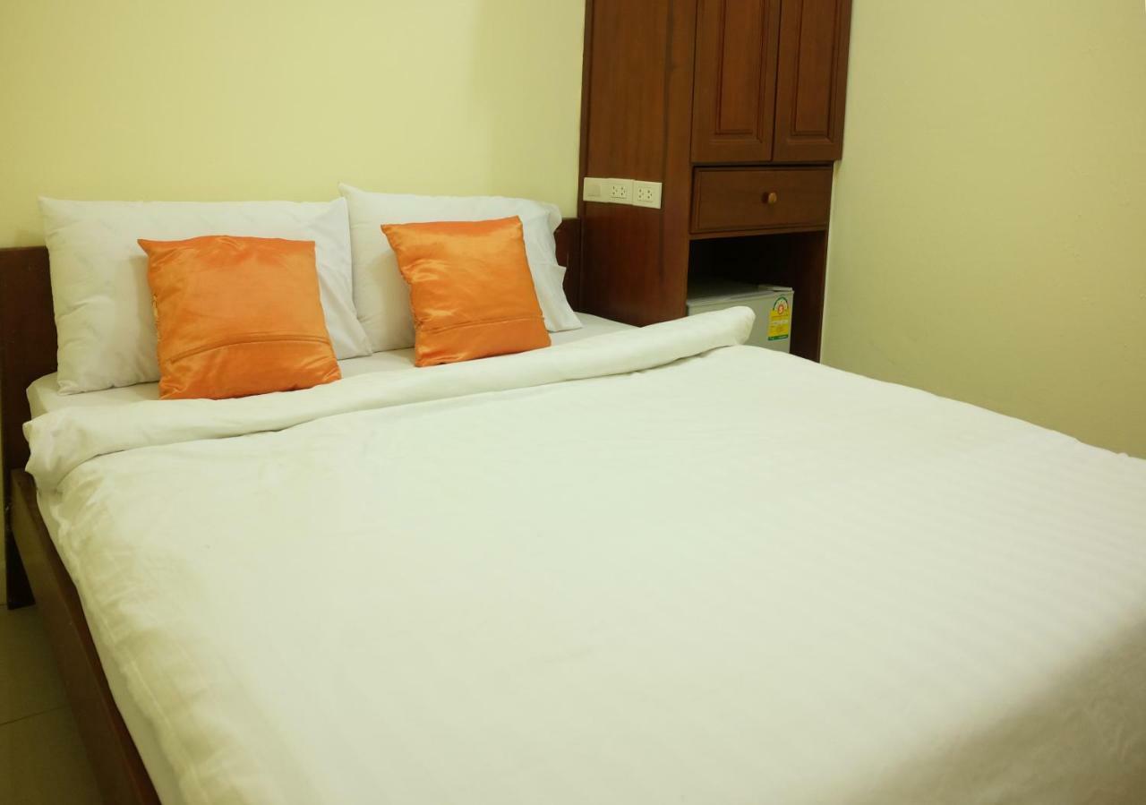 Hotel De Coo Chiang Mai Exteriör bild