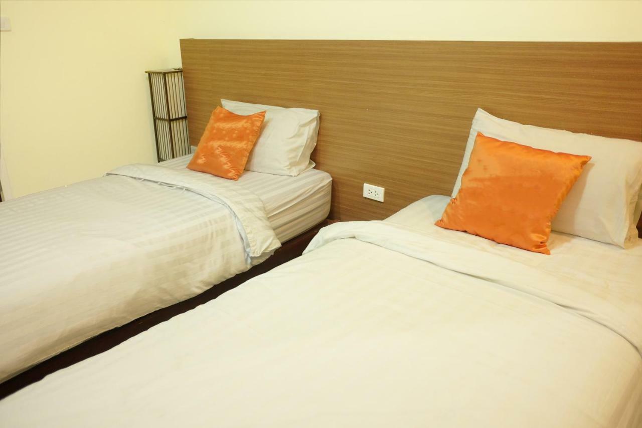 Hotel De Coo Chiang Mai Exteriör bild